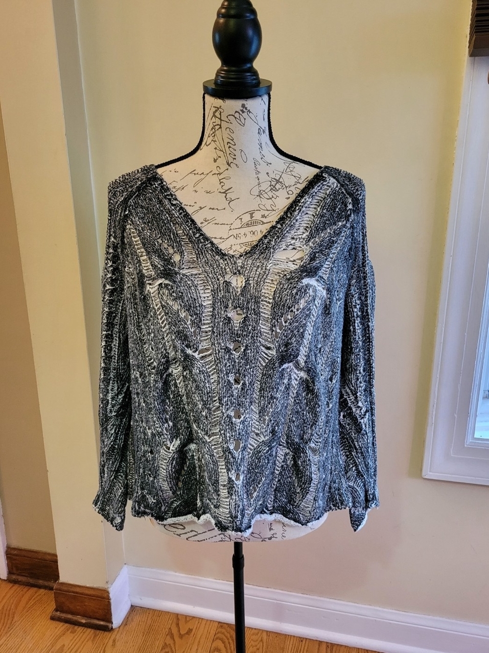 Free People Distressed Textured Knit Sweater Black, Charcoal Gray & White Size S